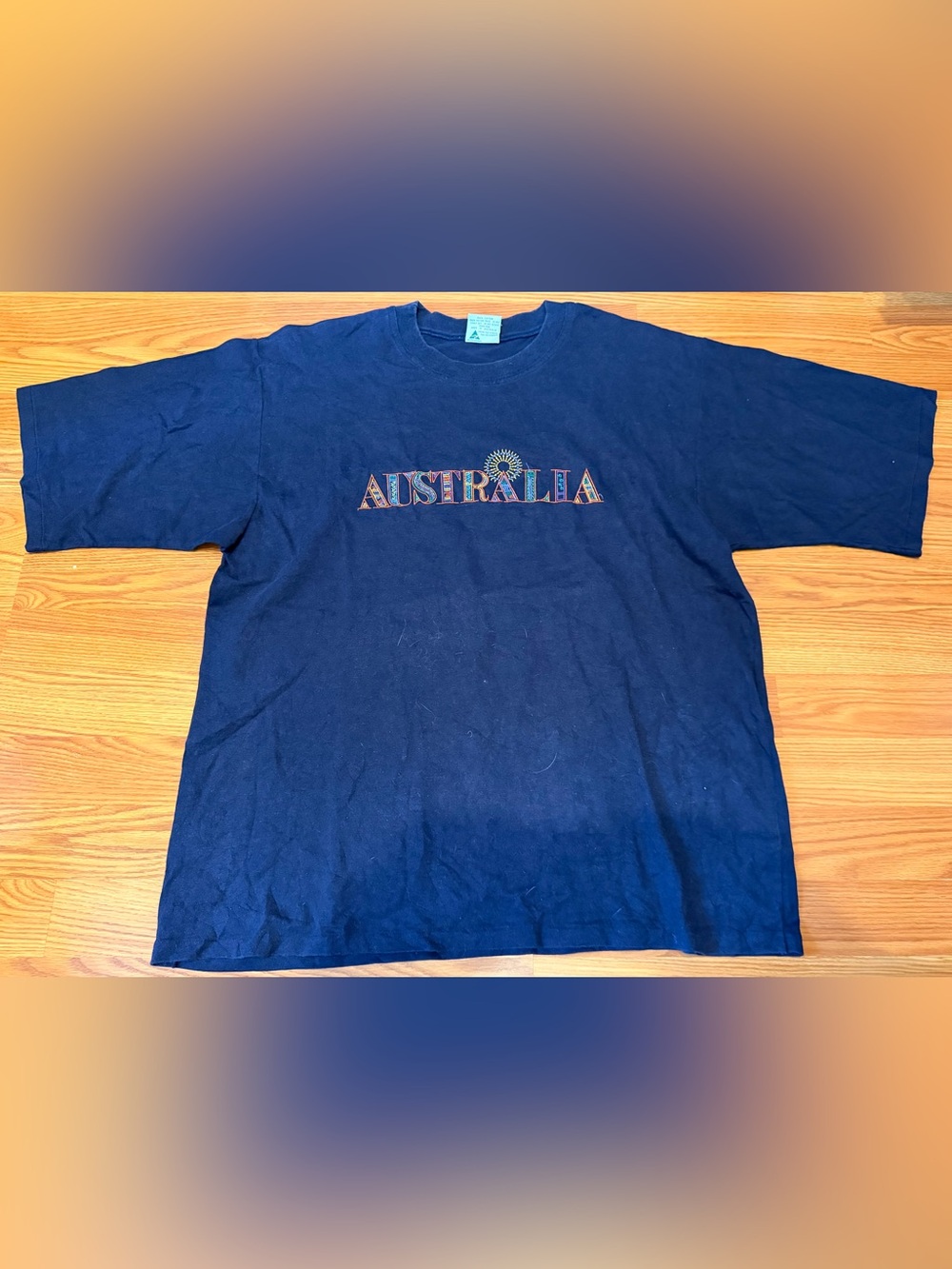 HiVintage 90s Australia T-Shirt XL Navy Embroidered Souvenir Tourist
